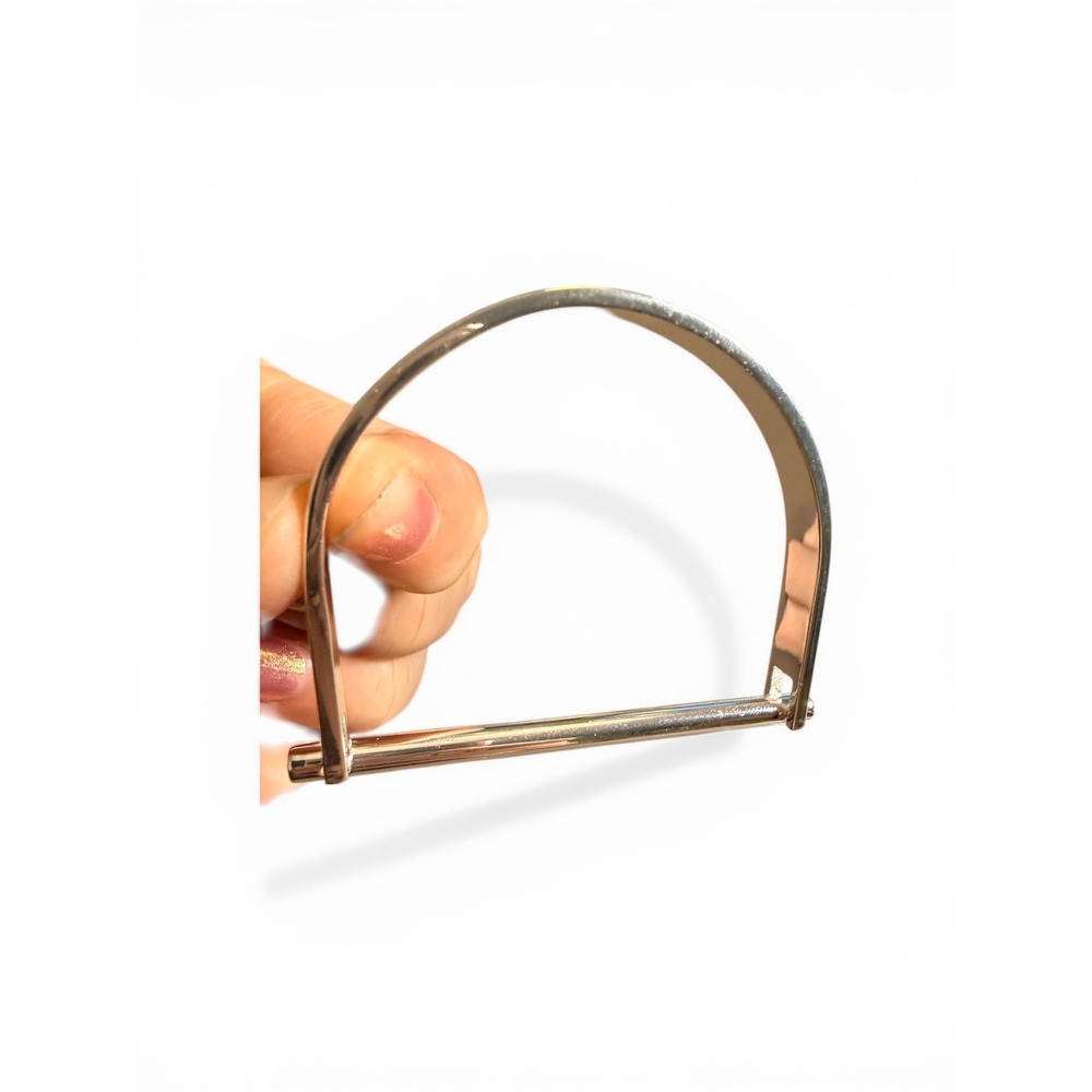BCBGeneration Platinum Rose D-Shape Bangle Bracelet 139531SLV040 Sample